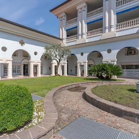 شقة Vista 180 Vicino Terme Di *